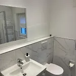 Apartment Gross, Aber Gemuetlich - Citynah