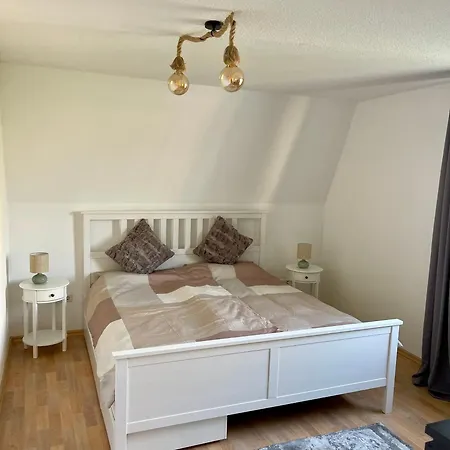 Appartement Gross, Aber Gemuetlich - Citynah *