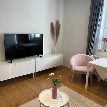 Appartement Gross, Aber Gemuetlich - Citynah