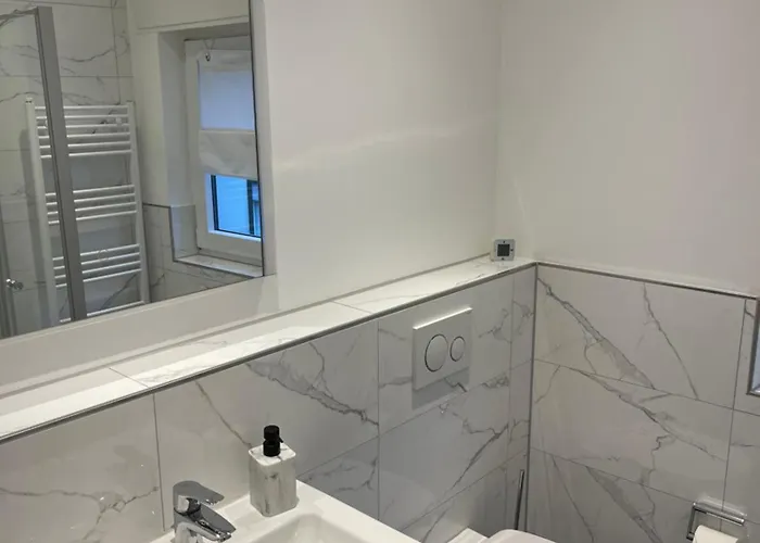 Apartment Gross, Aber Gemuetlich - Citynah